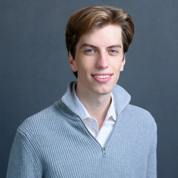 LorenzoBolsa's tweet photo. Locura lo que PASO:

Citadel venía metiendo miedo con una posible suba sorpresa de tasas.

Días después se hizo pelota el trade de IA y el fondo apalancado 4x de Leopold Aschenbrenner quedó obligado a vender cerca de los mínimos.

¿Quién terminó comprando buena parte de esos activos mucho más baratos? Según trascendió, Citadel.

Si realmente fue así, fue una jugada absolutamente despiadada.