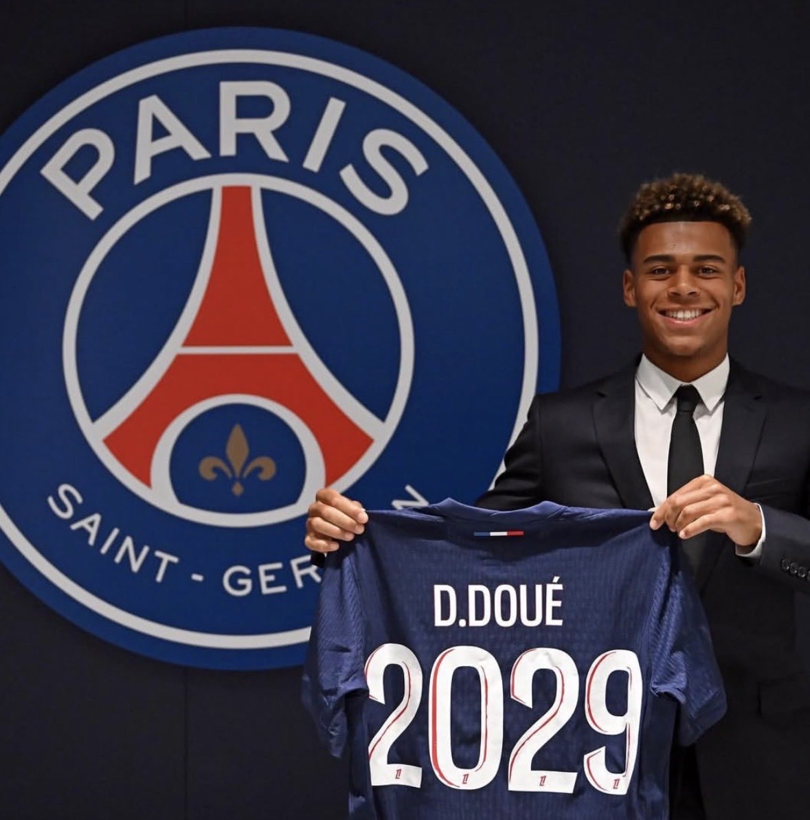 punisherpaname's tweet photo. Le mercato ( estival et hivernal) 2024-2025 c’est le mercato d’une vie

Sans doute le meilleur mercato de l’histoire du football https://t.co/K5Wq1ivkna