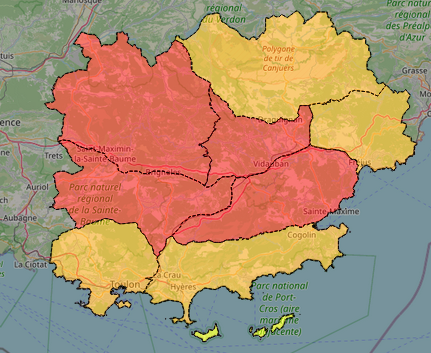 Prefet83's tweet photo. #FeuxDeForêt | ⚠️ Vendredi 31 juillet dans le #Var :
🔴 Risque incendie 🔥 TRÈS SÉVÈRE et FERMETURE de 4️⃣massifs : la Sainte-Baume, le Haut-Var, les Maures et le Centre-Var  .
⛔️ Accès, circulation, promenade et travaux interdits.

Les aires du Suvé du Vent, des Lauvets, de Gonfaron et des Sigues sont fermées à la circulation. 

🟠 Risque incendie 🔥 SÉVÈRE pour 4️⃣massifs: les Monts Toulonnais, la Corniche des Maures, le Plateau de Canjuers et l’Estérel.
➡Accès déconseillé
➡Travaux réglementés de 5h à 13h, interdits après 13h ⛔️

🟡Les Îles d'Hyères sont en risque incendie🔥MODÉRÉ.

☎ 18 ou 112 pour signaler un départ de feu.
📌 La carte d'accès aux massifs pour se géolocaliser et la réglementation des travaux 👉 https://t.co/2qdIMfCH7T