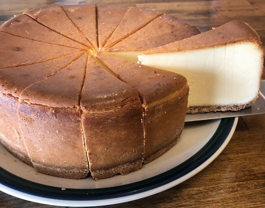 SteakOutColumbu's tweet photo. What better way to celebrate #NATIONALCHEESECAKEDAY than with a slice of our rich, creamy NY Style Cheesecake delivered right to your door! https://t.co/Y9zx1l9I8P https://t.co/sBo9cwOaBO
