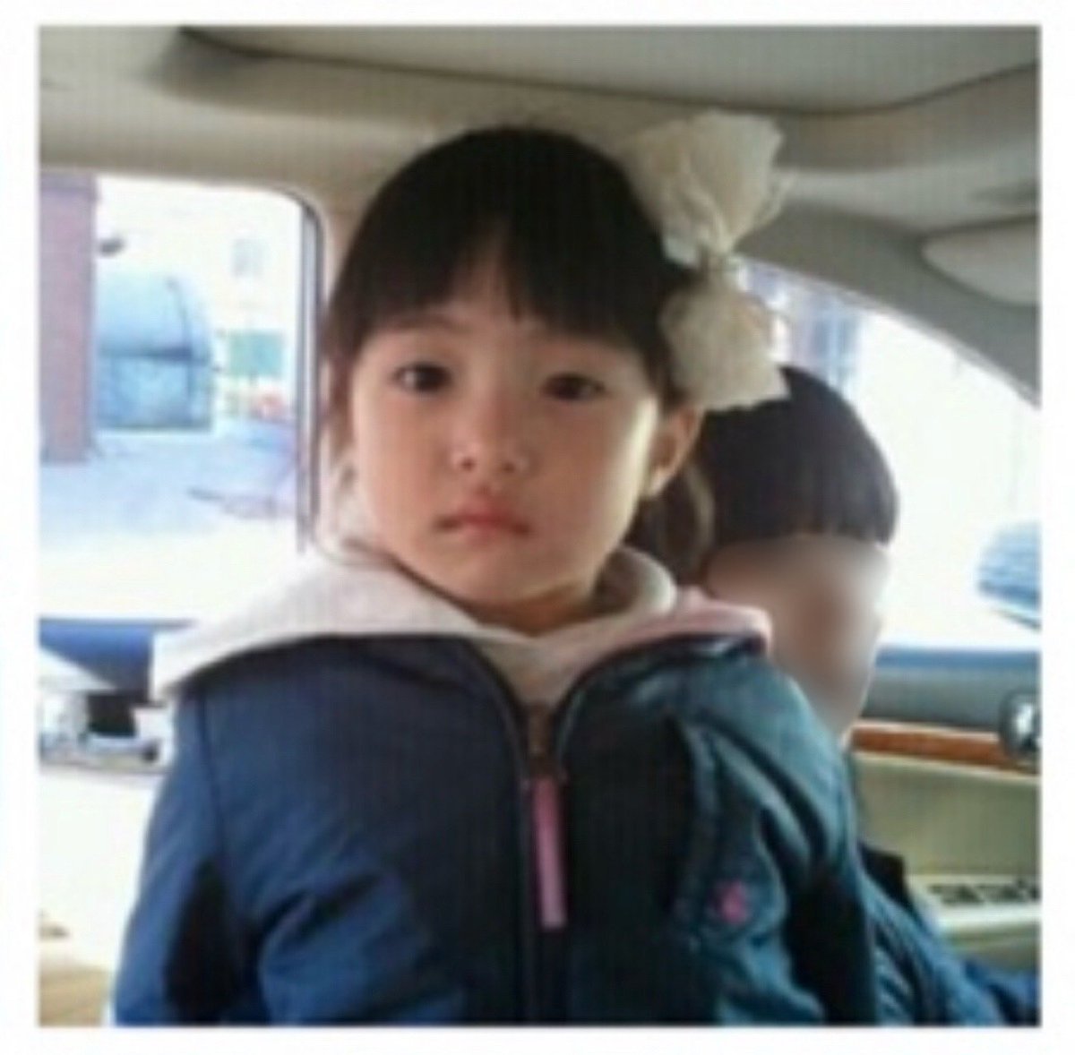 summutz's tweet photo. 완전 이날 ��린이사진하고 개똑같음 #써머 https://t.co/M9onEb5T9o