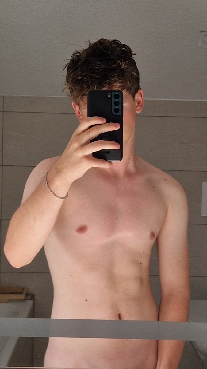 boynew1808's tweet photo. 18 #teen #boy #german https://t.co/tYpwdlWE76