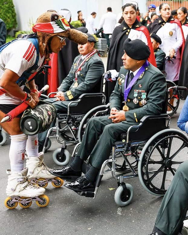 ipdperu's tweet photo. ¡𝗘𝗹 𝗜𝗣𝗗 𝗽𝗿𝗲𝘀𝗲𝗻𝘁𝗲 𝗲𝗻 𝗹𝗮 𝗚𝗿𝗮𝗻 𝗣𝗮𝗿𝗮𝗱𝗮 𝘆 𝗗𝗲𝘀𝗳𝗶𝗹𝗲 𝗖𝗶́𝘃𝗶𝗰𝗼 𝗠𝗶𝗹𝗶𝘁𝗮𝗿 𝟮𝟬𝟮𝟲! 🇵🇪

En el marco de las Fiestas Patrias, paradeportistas peruanos e integrantes del IPD participaron en la Gran Parada y Desfile Cívico Militar 2026, representando a la Compañía de Veteranos con Huella de Guerra y llevando en alto los colores del Perú.

Jorge Arcela, en representación de la Policía Nacional del Perú, junto a Carlos Felipa y José Luis Casas, miembros del equipo del IPD, desfilaron ante todo el país como ejemplo de valentía, entrega y amor por la patria.

¡Honor y gloria a quienes sirven, inspiran y defienden al Perú con alma, corazón y vida!