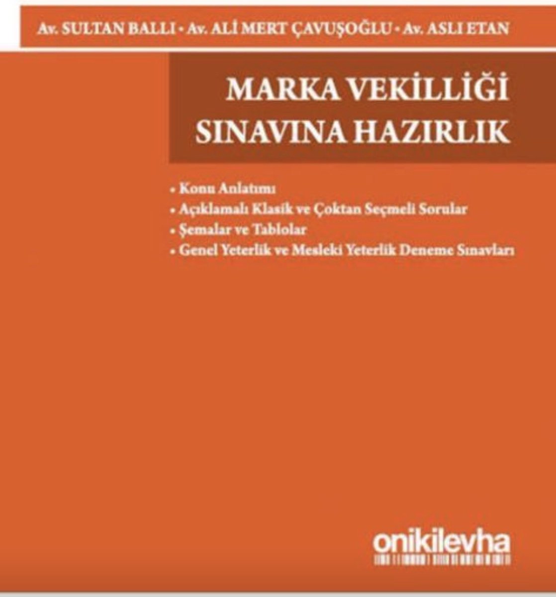 CandeBoer's tweet photo. Dünden sonra 40dan fazla dm aldım. Temelde sorulan soruları o yüzden burada topluyorum. Yine sorularınız olursa her zaman ulaşabilirsiniz.

Öncelikle temel kaynak Sınai mülkiyet kanunu, yönetmeliği, Madrid protokolü, vekillik meslek kuralları olarak nitelendirilebilir. Özellikle kanunu yönetmeliği ve protokolü defalarca okumanız faydalı olacaktır. En temel kaynağın bu açıdan mevzuat olduğunu söyleyebiliriz. Bildiğiniz üzere sınavda hukuk soruları da yer almaktadır ( kişiler hukuku - vekalet sözleşmesi - ticari işletme hukuku ) bu alanlar için de ayrıca mesleki bilgilerinize tazelemekte faydalı olacaktır. 

Önceden söylediğim gibi ben sınava 2021 yılına girdim o dönem çalıştığım bazı kaynakları ekliyorum. Ancak açıkçası güncel kaynaklara hakim değilim ve elbette bazı değişiklikler de oldu. Ama temel anlamda genel bir konu anlatımı ve kaliteli soru bankaları faydalı olacaktır. Yine mutlaka çıkmış soruları göz atmanız gerekmektedir. Eğitim olarak da benim giridiğim sene sınav iki sınavdan oluşuyordu. İlk sınav için hiçbir eğitim almadım. Ancak yazılı (evet sayfalarca hem de) olan sınav için PEM’den eğitim almıştım. Şu an başlasam yeter mi diye çok Soran var sınavın geçme oranlarını yine ek olarak koyuyorum. Gördüğünüz üzere geçmesi oldukça zor bir sınav ancak şu andan itibaren düzenli çalışırsanız kesinlikle kazanabilirsiniz. Fayda zaman dengesinin takdiri elbette sizlere ait.

Kazanç hususu biraz karışık arabuluculuk gibi devletten gelen bir iş yönlendirmesi hiçbir şekilde söz konusu değil. Hatta sicile kayıt için ve her sene sicil ücreti olarak siz ödeme yapıyorsunuz. Yıllar içinde belli bir portföy zamanla oluşuyor. Bu konuda meslektaşlar da birçok kez yönlendirme yaptı/yapıyor. Yine tabi yaptığınız işlerde düzgün şekilde olunca diğer işleri beraberinde getiriyor. Ancak piyasaya hakim olan belli başlı şirketlerin olduğunu söylemek de yanlış olmayacaktır. 

Bunun dışında yine sorularınız olursa dediğim gibi her zaman ulaşabilirsiniz. Video ile bilgilendirme ve benzeri talepler olursa bunları da ayrıca sizlerle değerlendiririz. Şimdiden herkese başarılar dilerim.