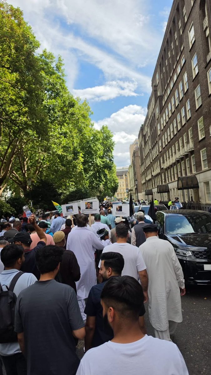 MuhammadWa67210's tweet photo. From the streets of London to the valleys of Kashmir, the call for justice continues.

#HumanRights #SaveKashmir #HumanRightsWatch #UNHumanRights 
#BBC #AJKRightsMovement https://t.co/gEYGEDwiDa