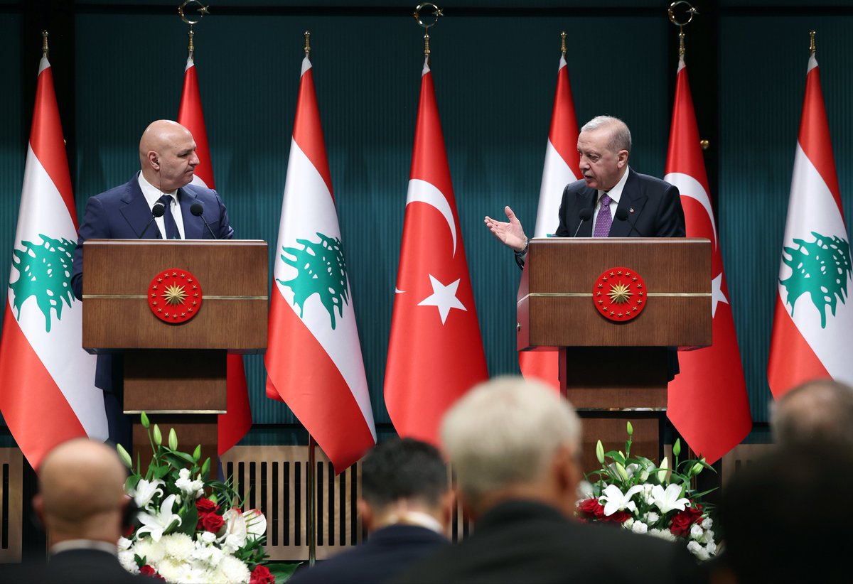 iletisim's tweet photo. Cumhurbaşkanımız Sayın Recep Tayyip Erdoğan, Lübnan Cumhurbaşkanı Joseph Avn ile Ortak Basın Toplantısı’nda konuştu.

https://t.co/qkFn4Qnm90 https://t.co/xGQSdhb6n3