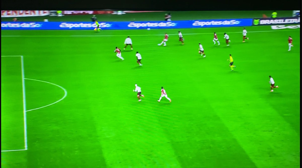 sebjustojr's tweet photo. #selecaosportv gol do Inter 
IMPEDIDO https://t.co/7rEQ0VFRxT