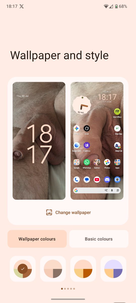 chise_kai's tweet photo. @Cooper1822 My ho.e and lock screenxx https://t.co/RleDC0uaUZ