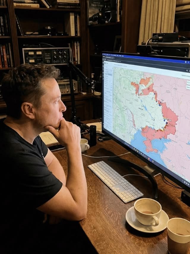 melanweima's tweet photo. If you had access to real-time global events, what would you monitor first? 🌍

A. Politics 🗳️
B. Economy 💰
C. Weather 🌦️
D. Space 🚀 https://t.co/pFBOrrzd5j