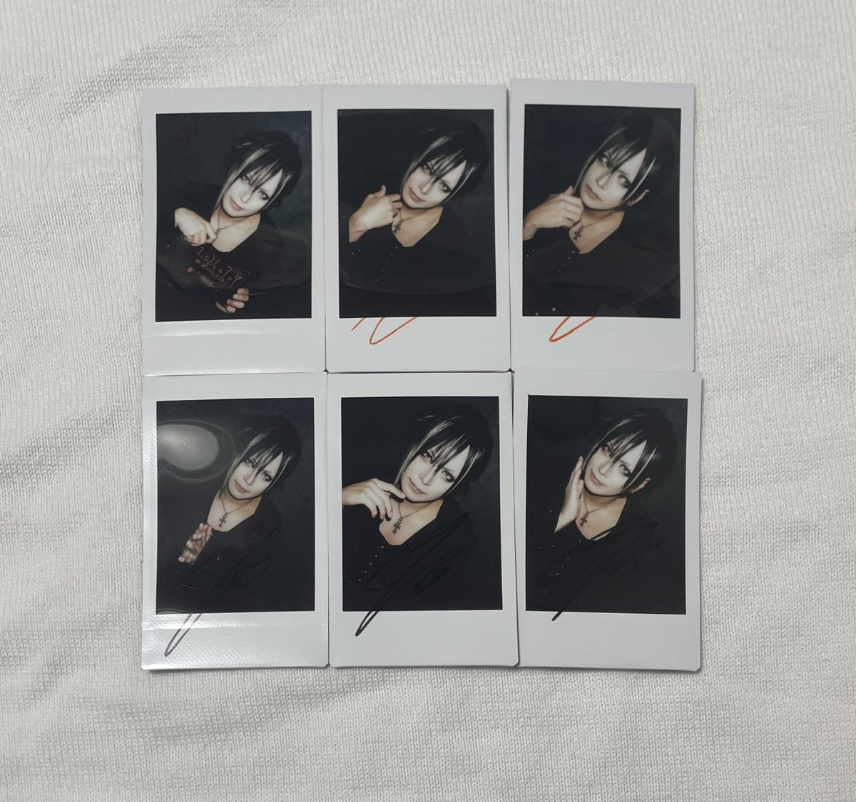__melxO's tweet photo. 【お譲りします】
零[Hz]  ZEROHZ presents
limited LIVE-2026-「東京」
7/9 黒服 当日チェキ

【譲】RYOGAさん、Leoさん

【求】書き込み有り1000円、書き込み無し500円

7/31、8月のライブ、インストでのお手渡し希望
お気軽にお声がけください。 https://t.co/hYmFqWwtgg