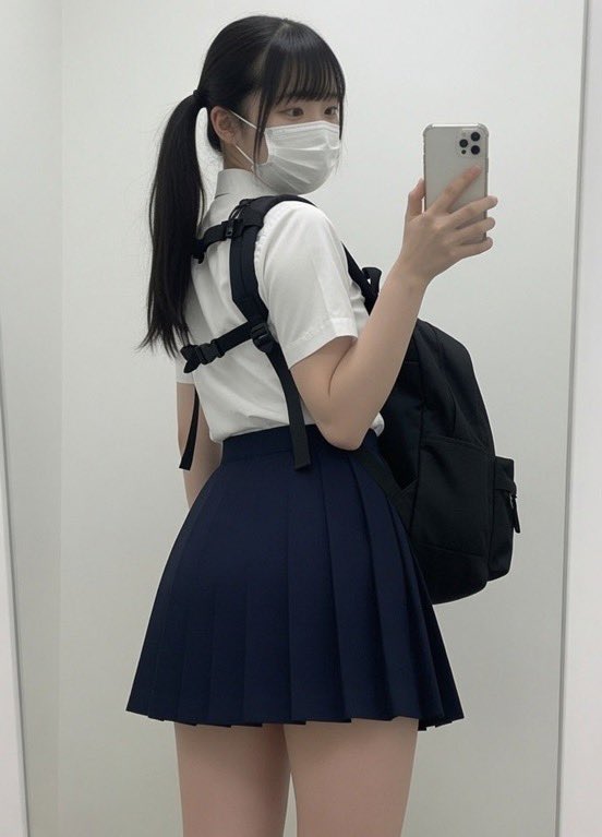 hurofodo's tweet photo. 今の中学生は(小学生も)大人っぽく見えるので気をつけてください。
淫行で捕まると人生終わりです。
やりたい人は闇サイトで借金のカタに親に売られた中学生がマンションで売られてます。「プチ•エンジェル」事件がいい例です。
処女の美少女は「入荷待ち」価格も高額です https://t.co/9sOHwgrSRB