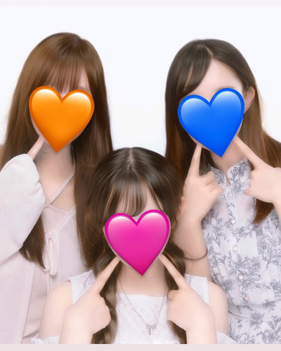 l9900730's tweet photo. 初期組🩷🧡💙 https://t.co/6pC5SFgQUt