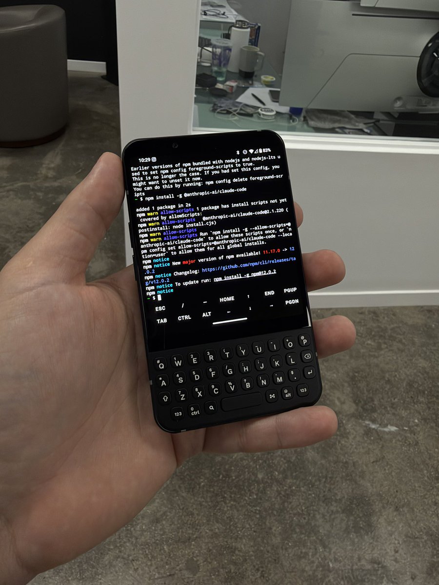 Youkhna's tweet photo. Installed Termux. Installed Claude Code.

This is what minimal means to me.

A phone that disappears until it’s time to build.

Tiny pocket terminal with 5G internet. 🚀 https://t.co/RFd85dhzaB