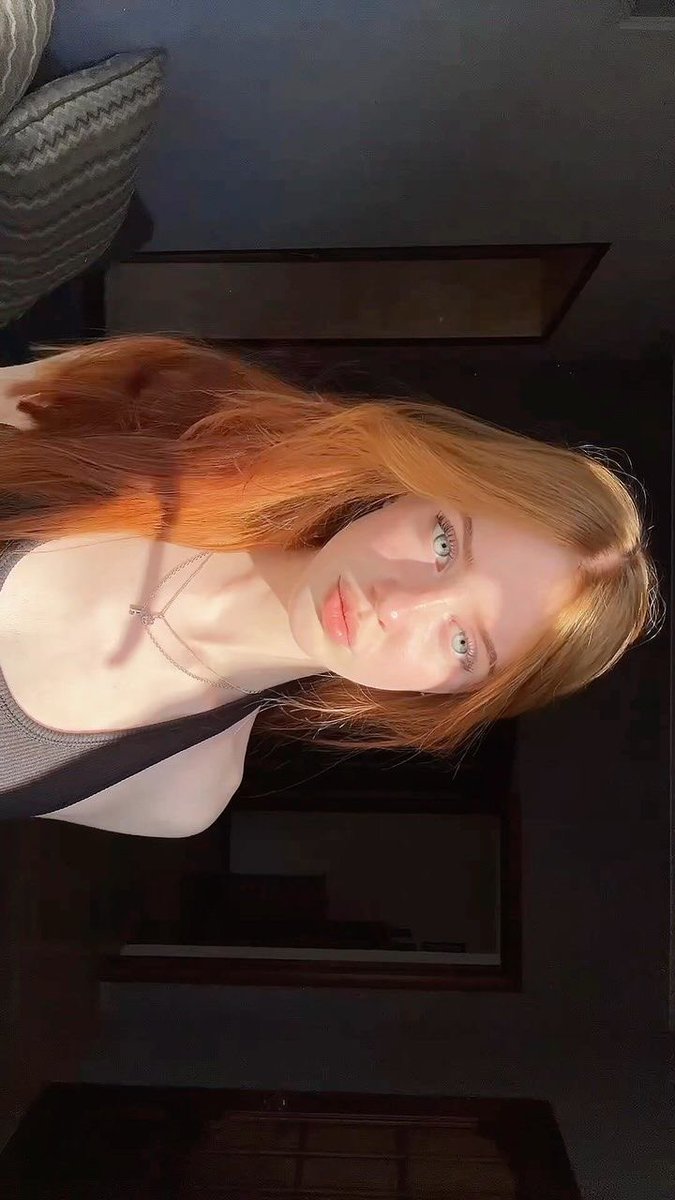 ItsokayFaina's tweet photo. Am I beautiful? https://t.co/EFjbGWpMTW