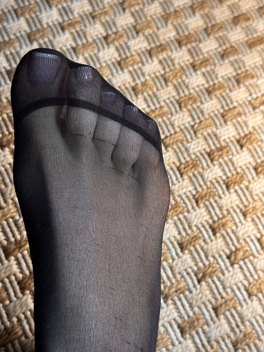NylonKinj tweet media