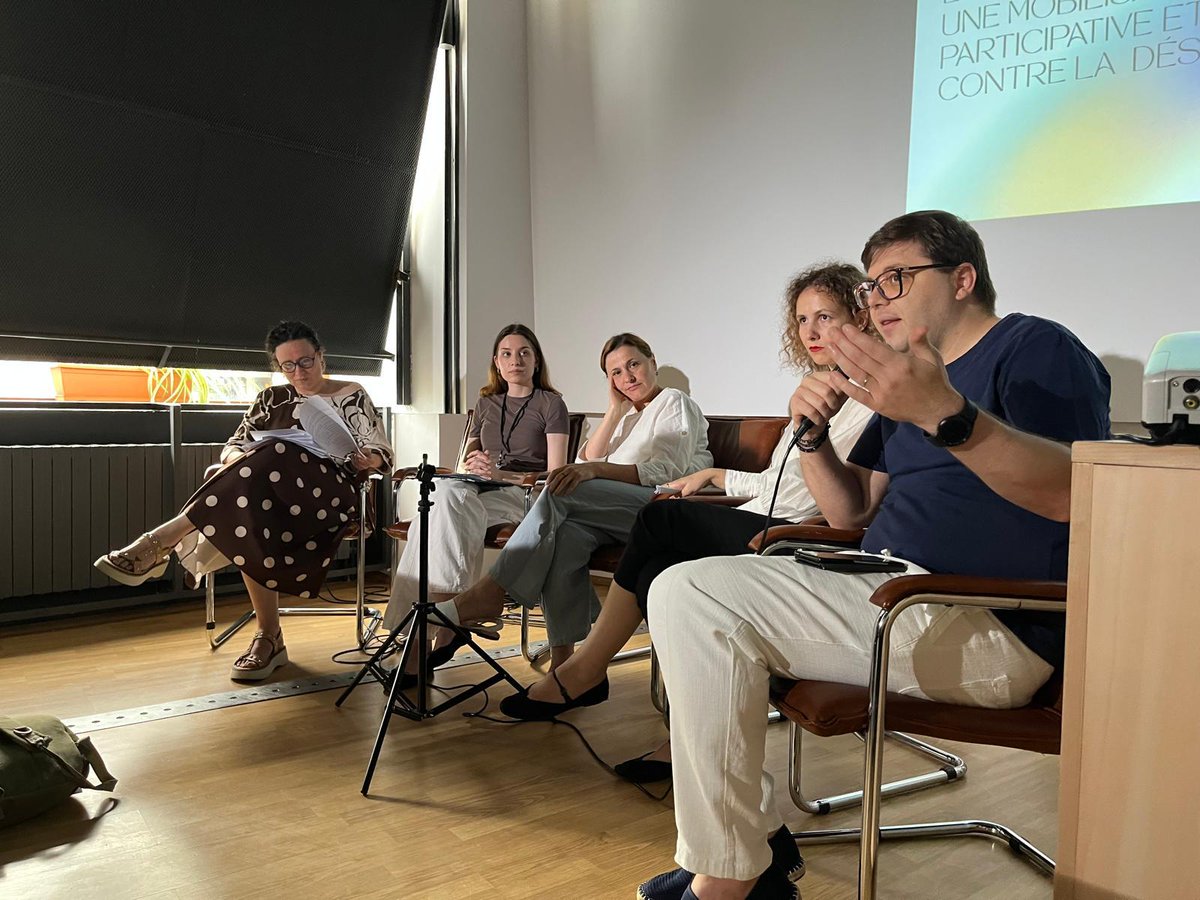 DigiForTeam's tweet photo. Experții DFT Nicolae Țîbrigan și Diana Moraru au contribuit la proiectul internațional #EMPACT și la elaborarea a două ghiduri gratuite despre educație democratică, alfabetizare media și combaterea dezinformării.
Link: https://t.co/8ZWv8AYS20
#MediaLiteracy #Disinformation #DFT https://t.co/cy1MVbnJKi