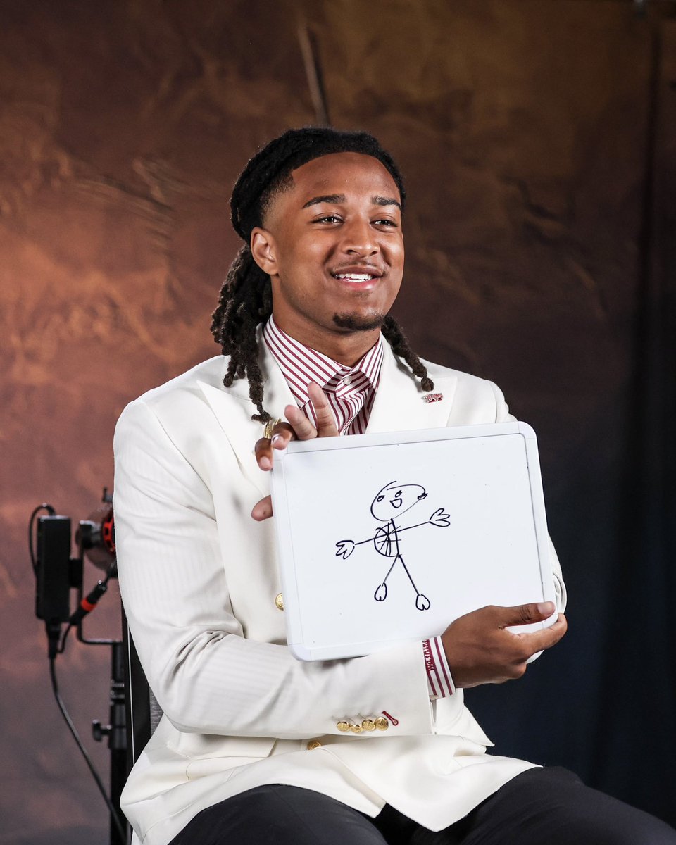 TerpsFootball's tweet photo. All smiles for B1G Media Day ๐ https://t.co/P2Y1nHAx3f