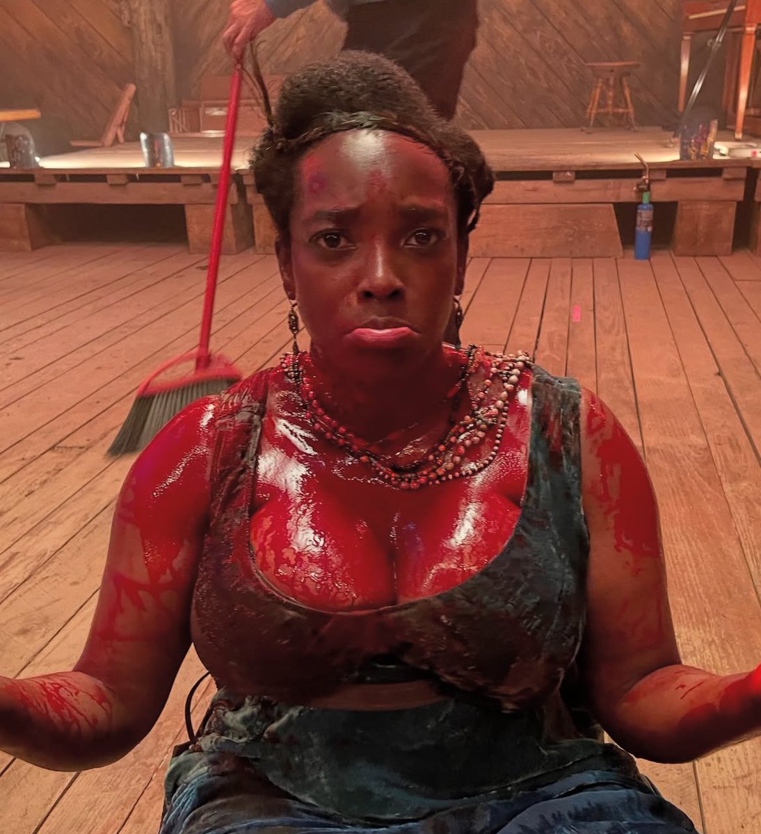 carouselshotgun's tweet photo. behind the scenes of sinners (2025) https://t.co/hO2meHNdib