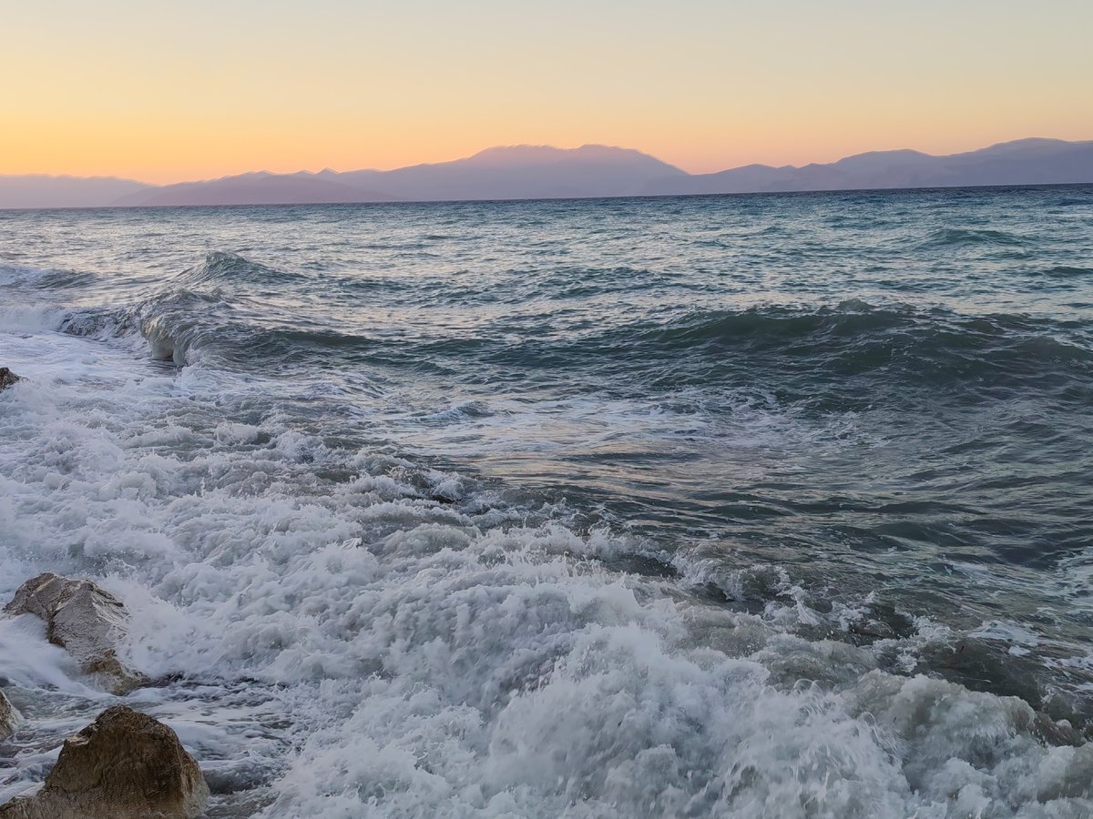 StalloneJosef's tweet photo. Γι'αυτό δεν θα σας γράψω απόψε. https://t.co/pwsftlww59
