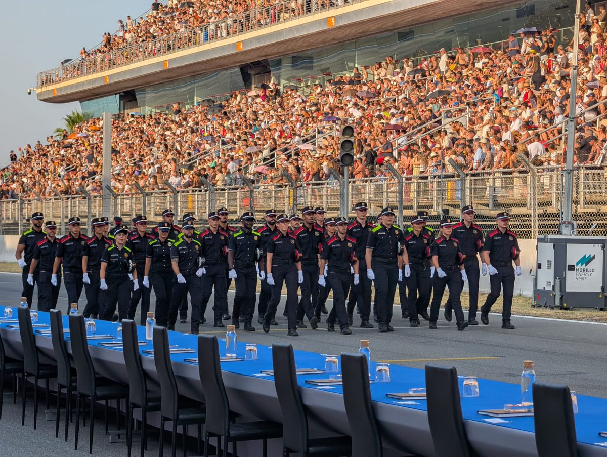 ispccat's tweet photo. Ja som al @Circuitcat_cat per a l'acte de lliurament de diplomes de la 39a promoció del Curs de Formació Bàsica per a Policies. Els futurs policies i els instructors ja es troben a punt per a començar l’acte. https://t.co/6RgQZxkoVU
