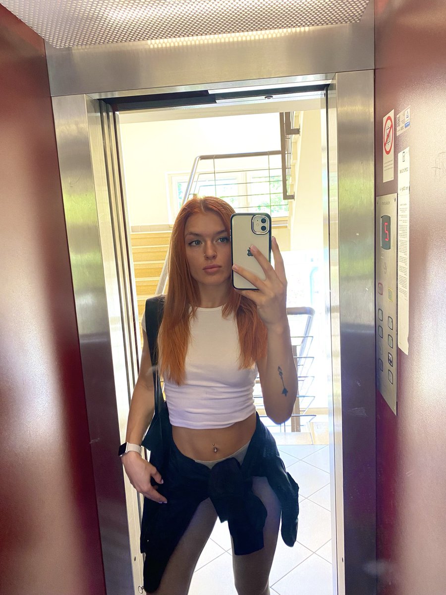 rena_mlnr's tweet photo. https://t.co/hh1rnN9sep
Check the new one👻
#almostfriday #haveabeautifulday #twitter https://t.co/ghvpcZNIX6