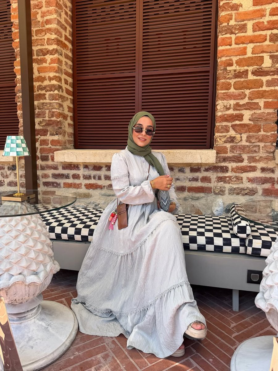 narinyildi6's tweet photo. "Mutluluk, istediğin her şeye sahip olmakla ilgili değil; sahip olduğun her şeye değer vermek ve her yeni günde neşe bulmakla ilgilidir." 🌼 https://t.co/JS0LciD2N0