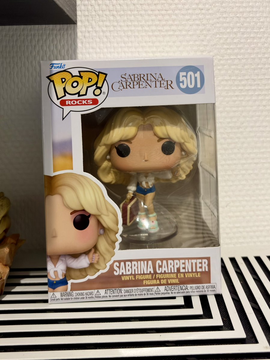 Aeryx_II's tweet photo. @SabrinaAnnLynn 😍😍 https://t.co/EKytg0cRLp