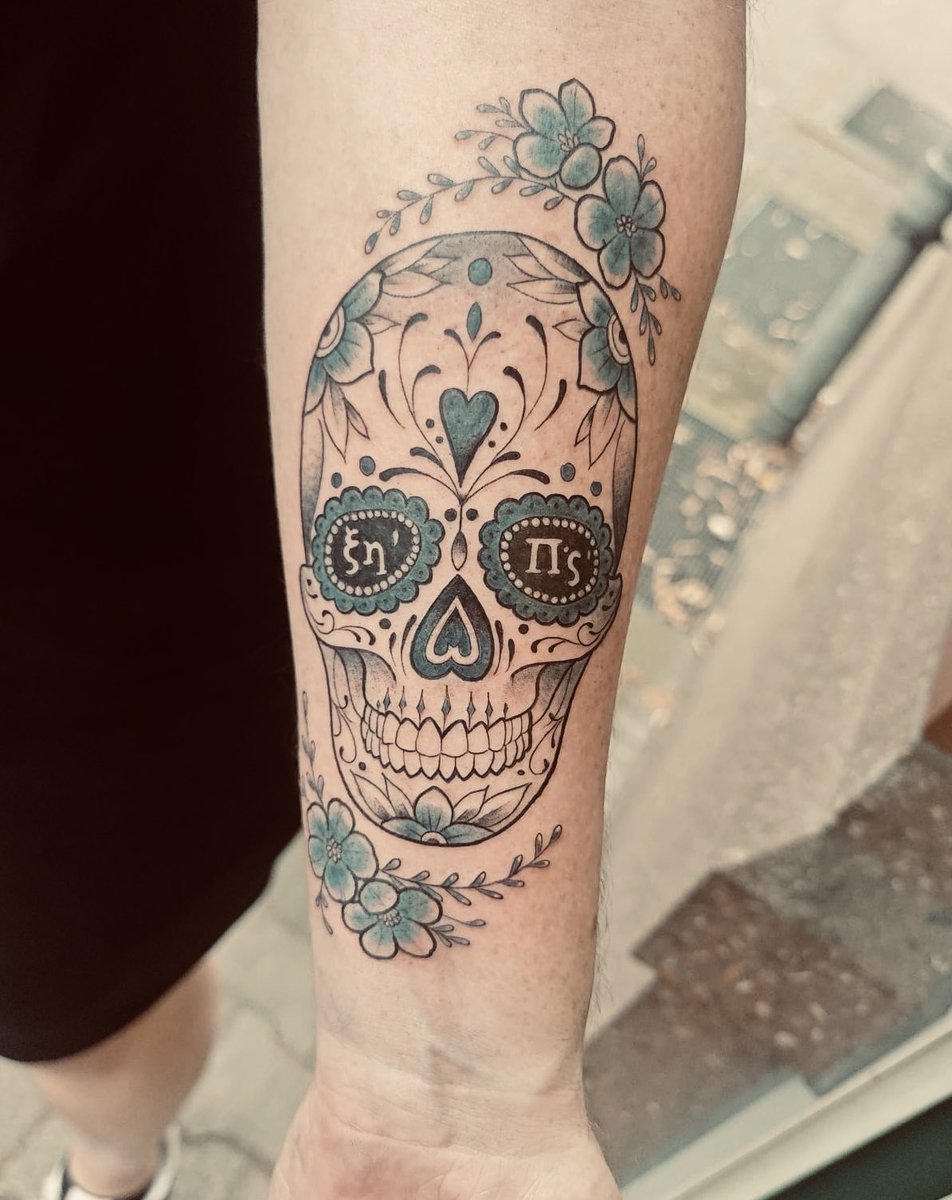 kliko123's tweet photo. Tattoo ✔️ done https://t.co/IsfJY6Hk7Y
