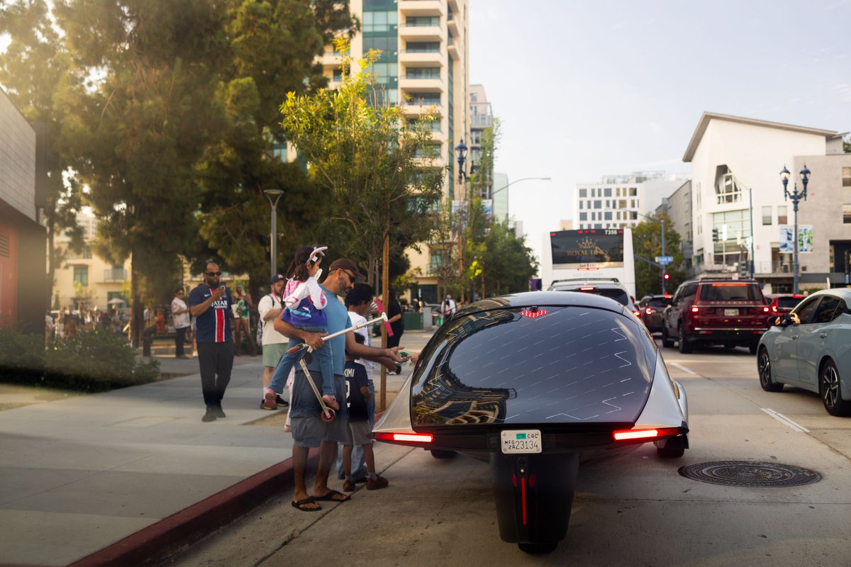 aptera_motors's tweet photo. Comic-Con this past weekend was a blast. We met people from all over who stopped by to check out Aptera. Sometimes the real superpower is not needing a charger. 💚 https://t.co/AgN0f2TOaT