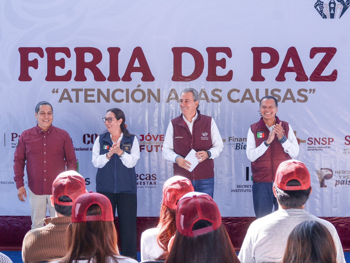 pepechedrauimx's tweet photo. 📍Desde Xonaca iniciamos “Jóvenes Unen al Barrio”.

Un programa federal de la presidenta @Claudiashein para atender las causas desde el territorio y fortalecer la participación juvenil.

Desde el Gobierno de la Ciudad vamos a trabajar hombro a hombro con ustedes para llevar soluciones, ideas y bienestar a cada barrio.
#PueblaCapital