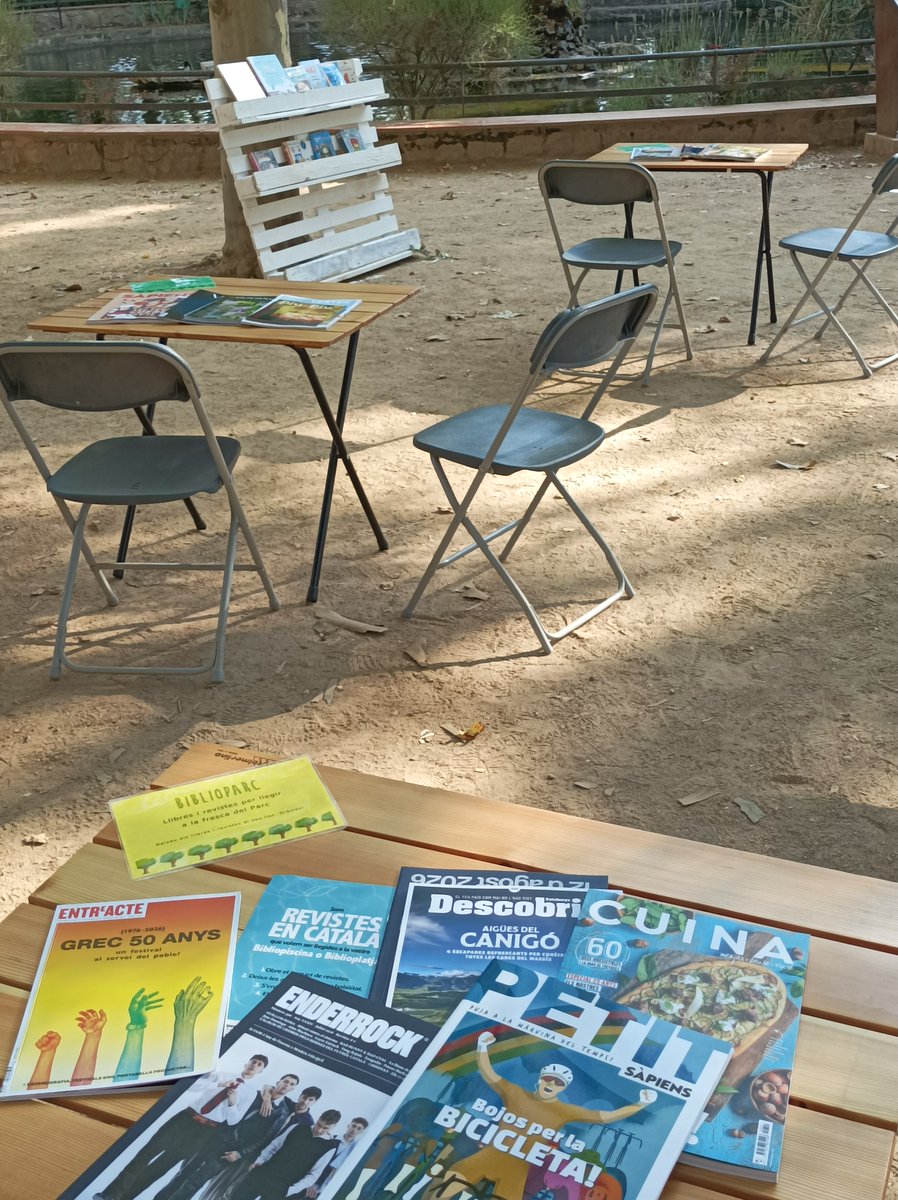 BiblioMoia's tweet photo. 📰Aquests dies podeu gaudir de revistes en català tant al biblioparc com a la bibliopiscina, gràcies a @revistesAPPEC i @gencat  
Bona lectura!
#BiblioMoià #bibliotequescat https://t.co/OZqBoklt16