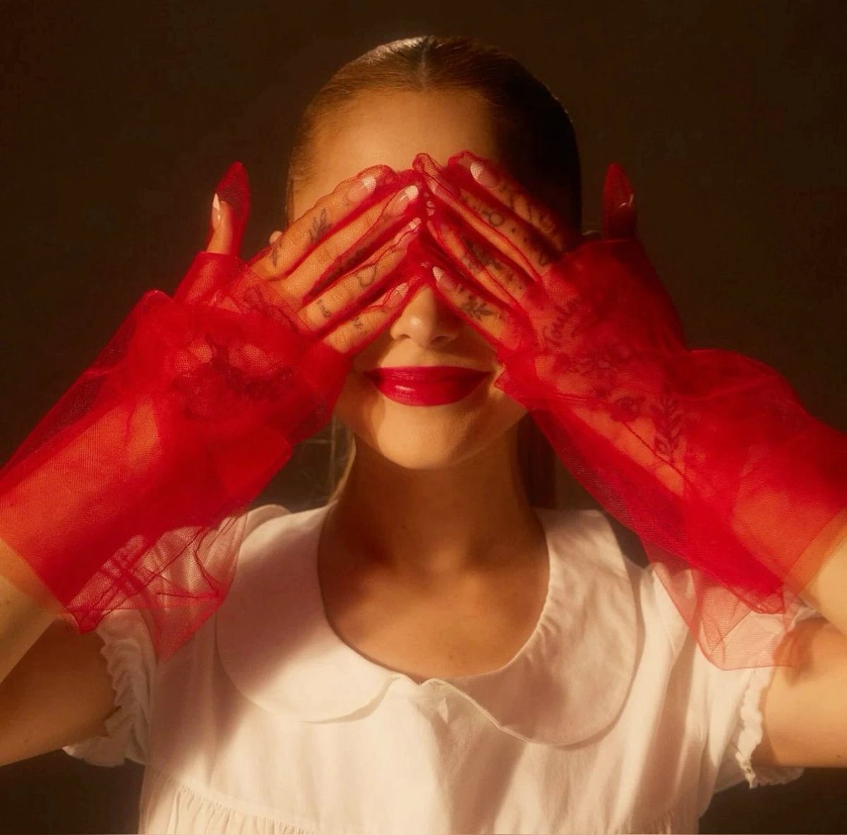 ohsnapitzlils's tweet photo. @baby_eternally_ goodbye es, the most healing album ever https://t.co/4akWrz7tkc