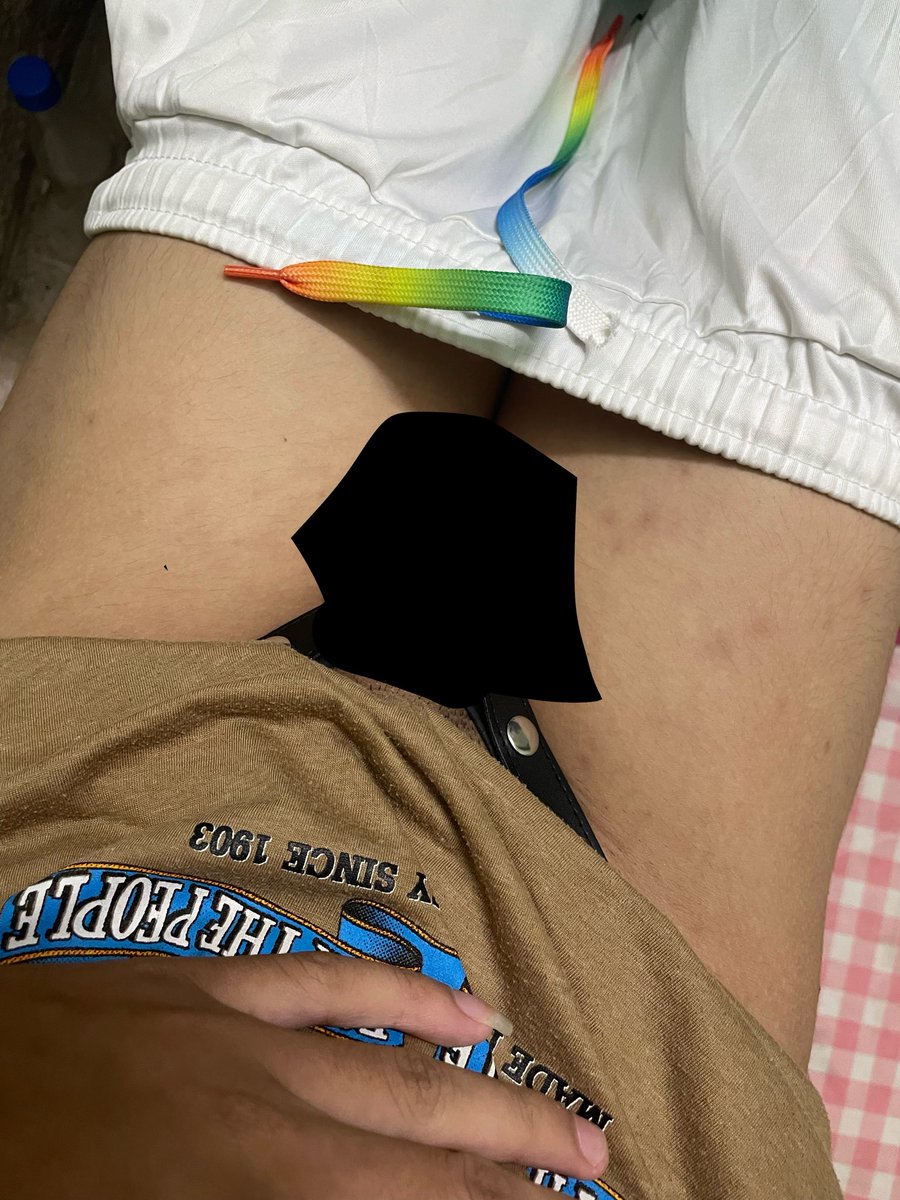 palm_ml2010's tweet photo. งูน้อยโดนขัง👀 https://t.co/wcGracpn8t