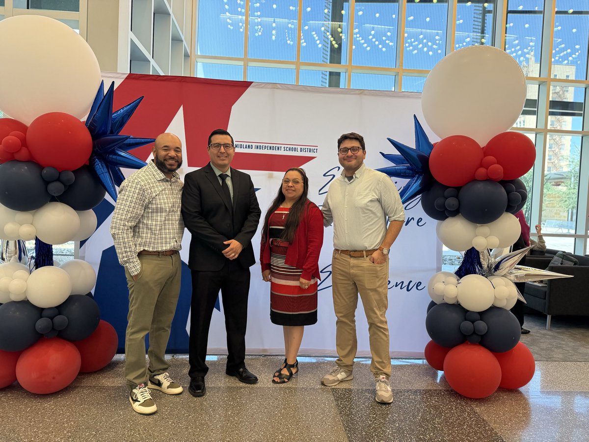 EaglesDe92337's tweet photo. Energized after a fantastic morning with Teach Like A Champion. Big things ahead as our work continues! https://t.co/1VHyy4ybqv