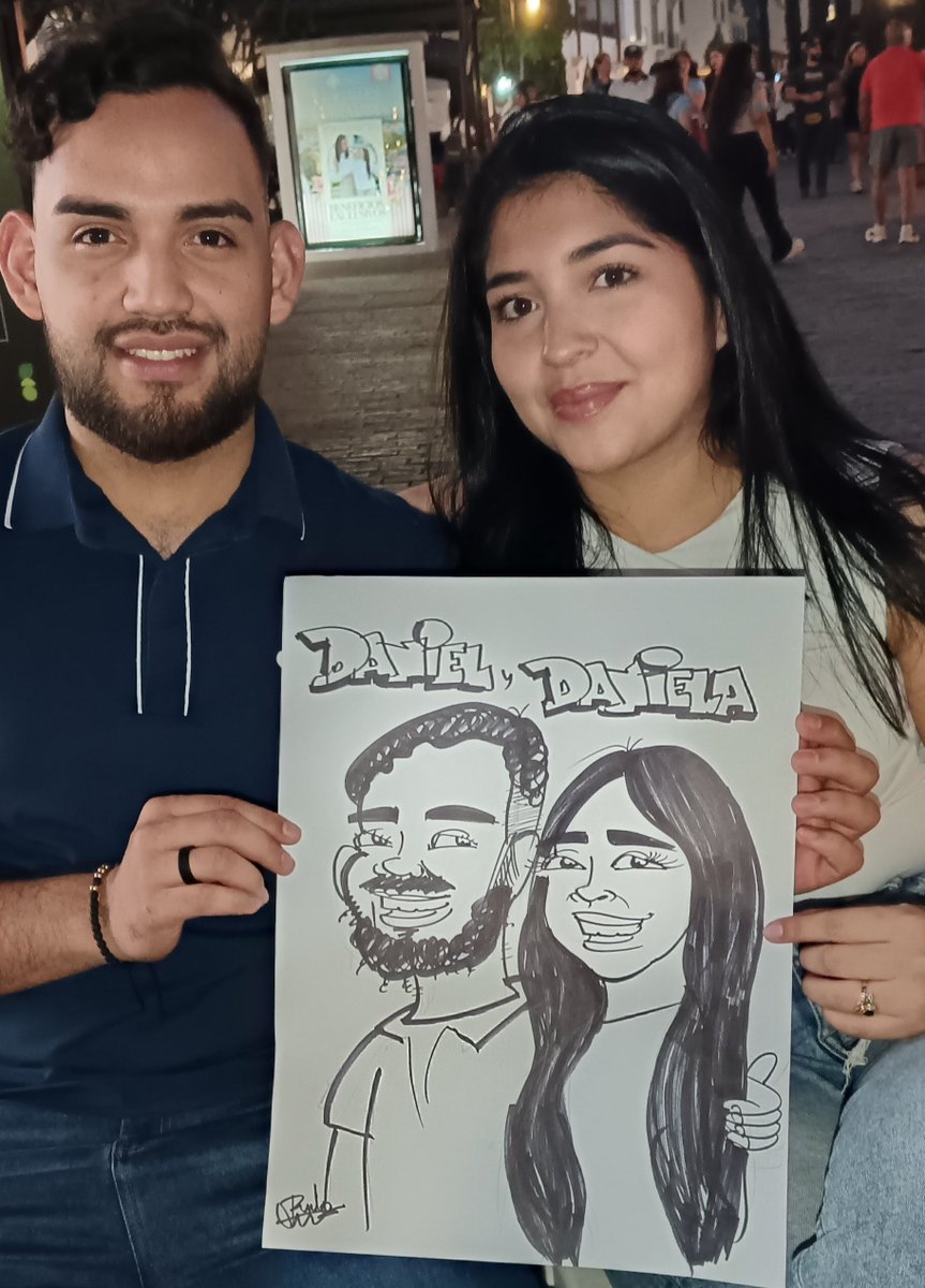 rulobono's tweet photo. SI QUIEREN UNA CARICATURA ESCRIBANME...da un regalo diferente una caricatura a tu crush, a tu amors.❤
*Watzap  4180-3347 *precios accesibles.
Tengo envios al interior de Guatemala 🇬🇹 #temblorgt #sismogt https://t.co/rvTYCXm4gT