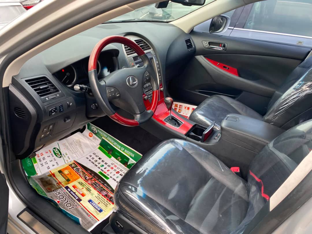 VirtueBoyy's tweet photo. I saw this car online, them write 2,500. I say God don finally remember me.
I carry my last strength go the location. Reach there, I inspect am like say I be mechanic… snap pictures, start am, engine dey purr like small kitten. I even drive am small, everything smooth....no shaking, no sound… na only me dey shake with joy.
My mind say make I no be wicked person, I add extra 500 join....complete 3k. I even dey feel like philanthropist of the year.
Na there the man clear throat…
He say, “boss, no mind that online price… this car na 6.5M.”
For that moment, my soul comot go take fresh air.
I check my pocket, check my life, check my ancestors… nothing balance.
I say “Oga, abeg return my 3k before I start to dey price myself join the car.”
Sha, I collect my money back