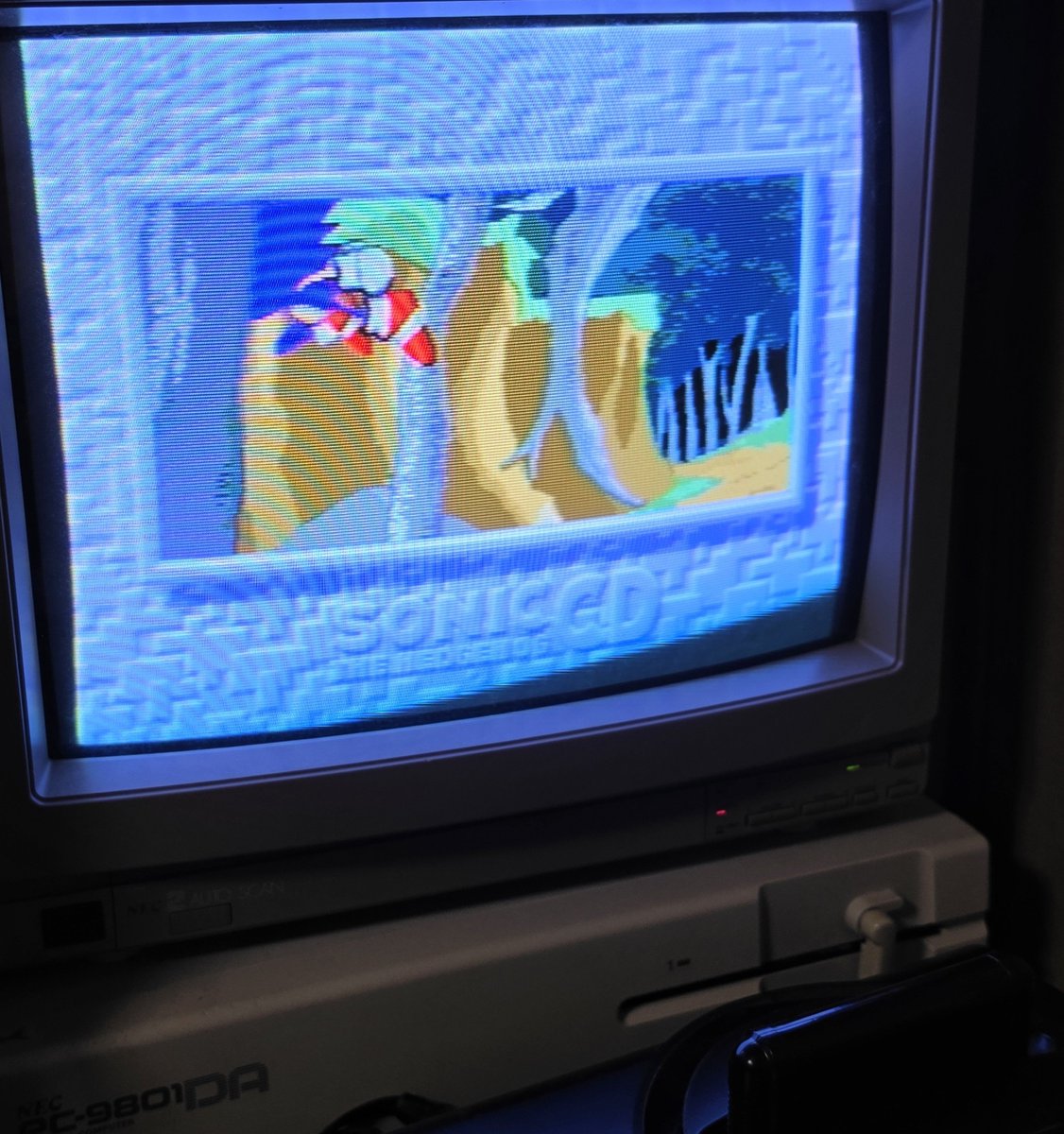 orca_earth_md's tweet photo. 深夜にこっそりSONIC CD https://t.co/dlseIzUaEx
