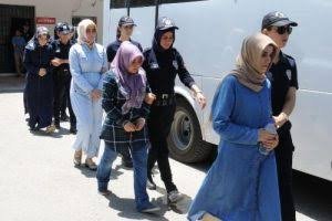 hicretehayatvar's tweet photo. Adil-i mutlak huzurunda zelil olmamanın yolu

#HerkesİçinAdalet https://t.co/4J3dXXr1G0