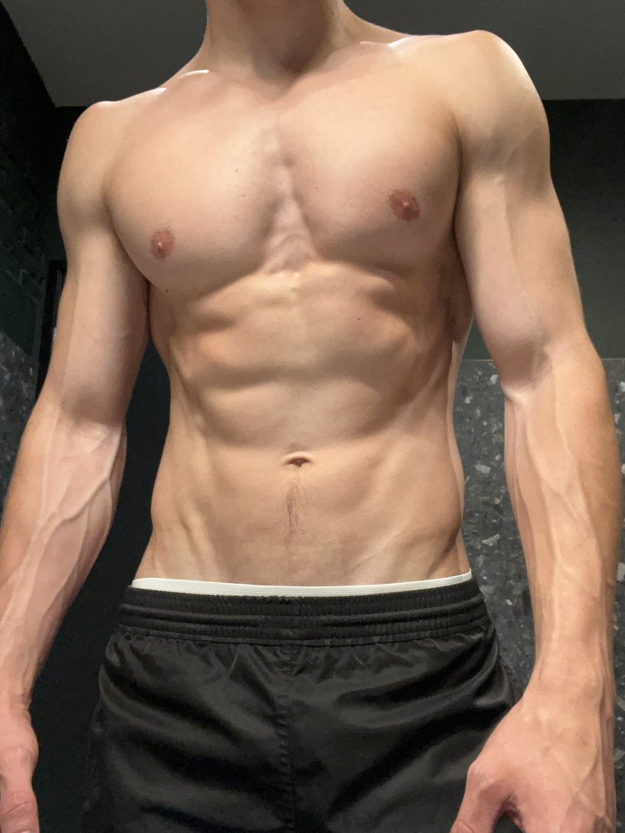 lushice4ever's tweet photo. Guess what I hit today?

#gay #mlm #twink #twunk https://t.co/osrLRoKkh9
