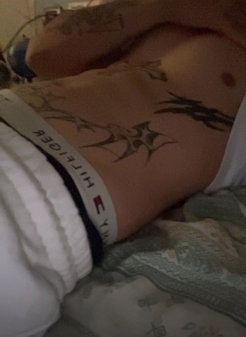 justlanin's tweet photo. A submissive slut would be nice right now #nsfwtwt #femboy #twink #slut https://t.co/x5UEYpeuYq