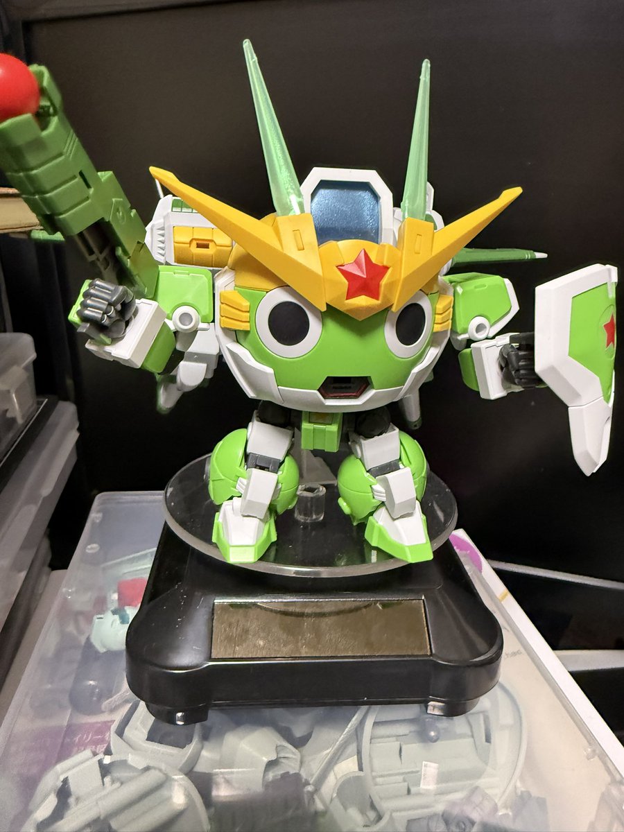 Saigaiori's tweet photo. 仕事が忙しくそれと最近別のこともやることが多く中々プラモが進まない中ケロロはようやく完成💦　皆さん作ってる中だいぶ完成が遅い🤣　いつもいいねなどありがとうございます😊 https://t.co/Xca5BVEj8h