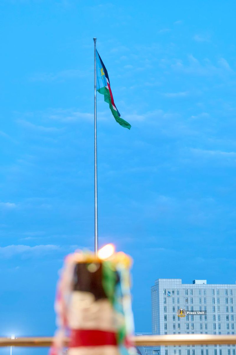 StateHouseJ1's tweet photo. JUBA, July 30, 2026 — The President of the Republic, His Excellency Salva Kiir Mayardit on Thursday led the nation in commemorating Martyrs' Day, paying tribute to the men and women whose sacrifices laid the foundation for the Republic of South Sudan.

Citizens, government officials, members of the security services, diplomats, and veterans gathered for the solemn ceremony to honour the country's national heroes and heroines. The commemoration was led in memory of the Founding Leader, Dr. John Garang de Mabior, and all those who gave their lives in the struggle for freedom, justice, and independence.

READ MORE: https://t.co/JrLOfw3Zwd

#SSOX #SouthSudan