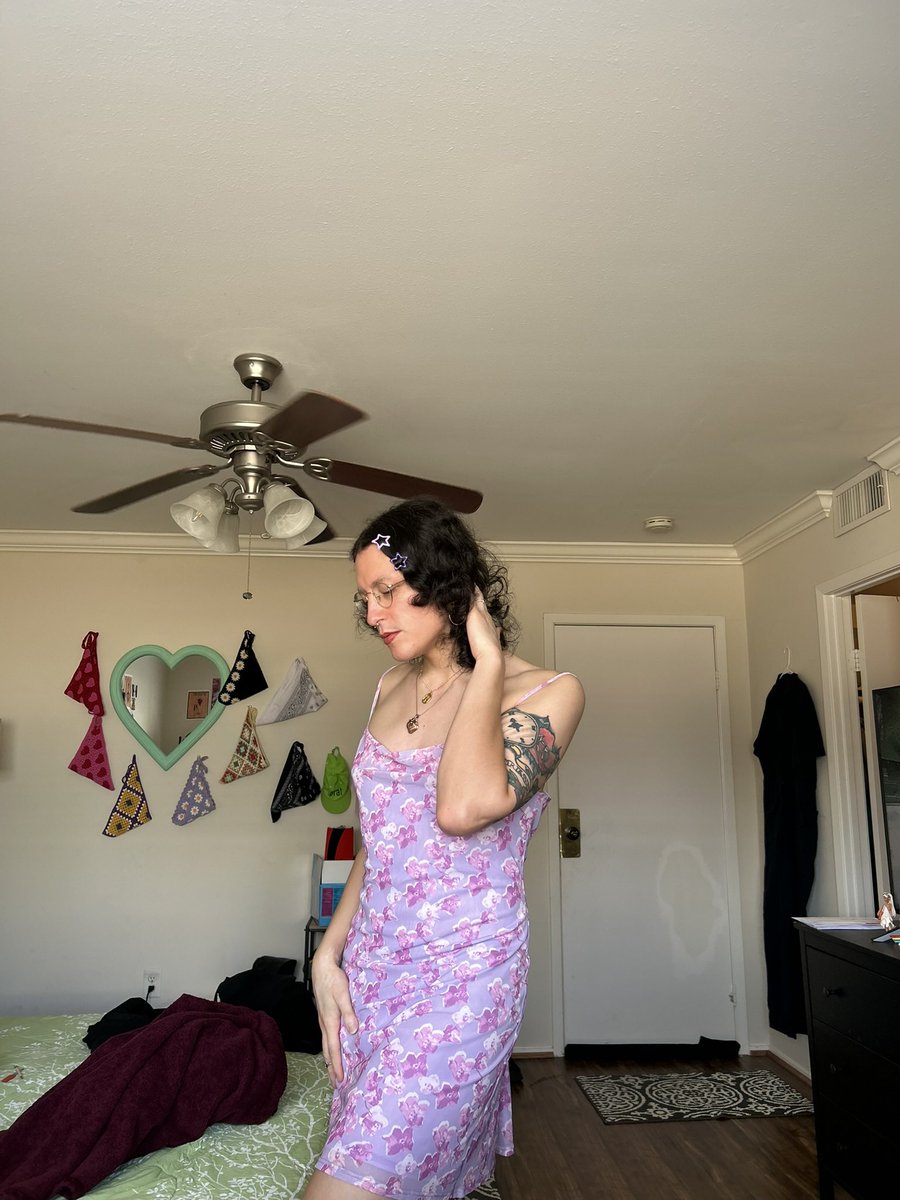 swirlgirlxo's tweet photo. 2 years on hrt today 💗year by year i see the girl inside growing, that never felt like her skin was her own. a flower that began to bloom from a fractured glass ceiling. with time, grace, and self love, i see the girl i always have been &amp; the woman i have grown into xoxo 💗 https://t.co/Xtcbf3UIcN