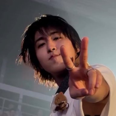 diya & that 🧡 🎸⋆ ˚｡⋆୨୧˚ tweet media
