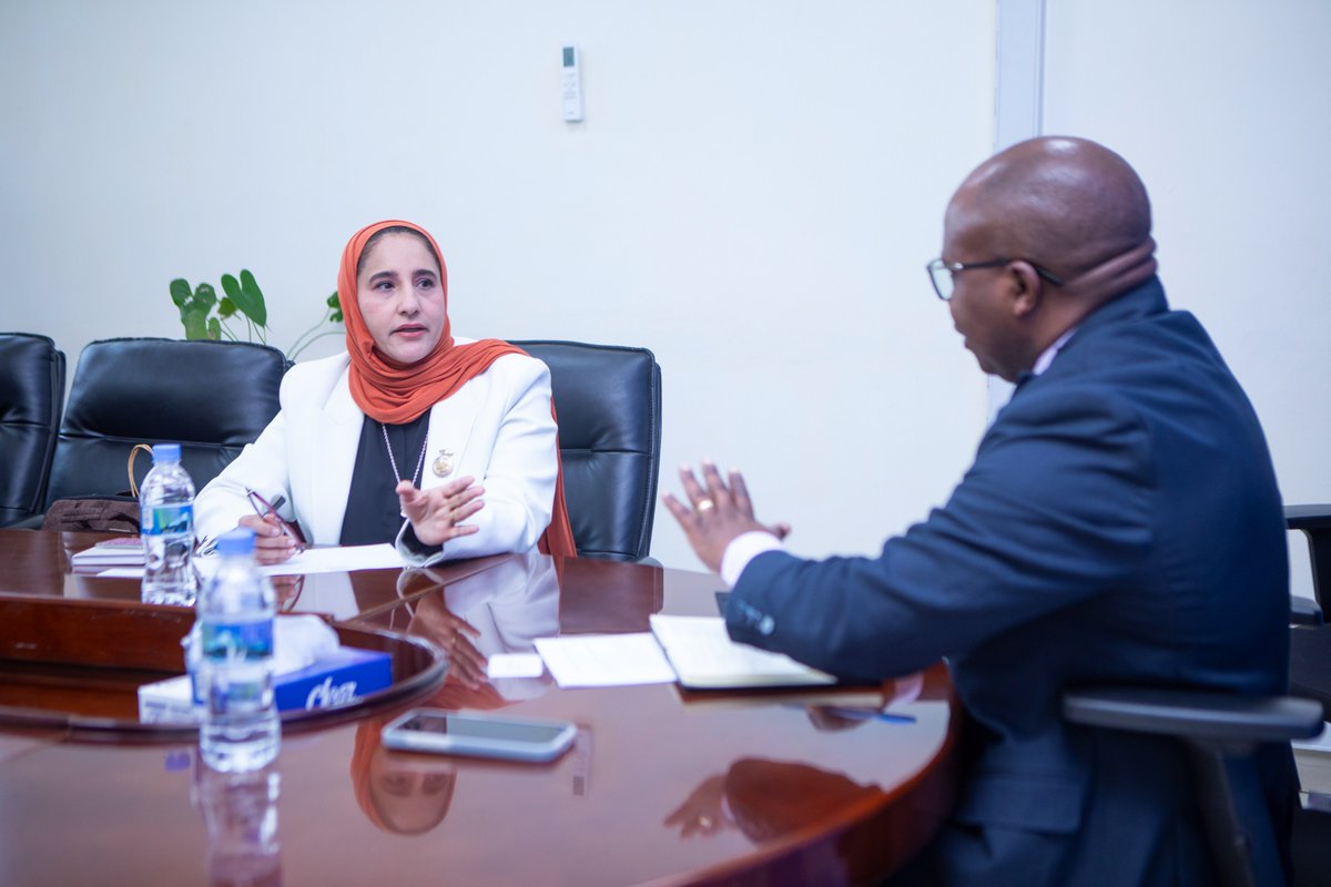 RwandaAgri's tweet photo. Today, Hon. Minister @T_Ndabamenye received H.E. Nasraa Salim Al-Hashmi, Ambassador-Designate of the Sultanate of Oman to Rwanda, on a courtesy call. Discussions explored the possibility of signing a Memorandum of Understanding (MoU) to strengthen cooperation in agriculture, particularly in logistics, food security, and horticultural exports.

#AgriUpdatesRw