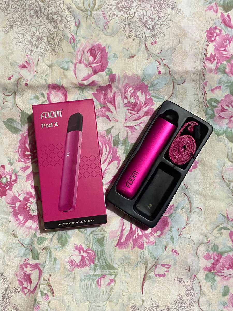 cheryybloosomp's tweet photo. wts want to sell pod foom X pink magenta, aku mau jual pod no cartridge yah condi dan kelengkapan sesuai dengan di foto dan vidio bisa co by🍊harga 70k aja
#zonauang #wts https://t.co/DJnSJqMjl8