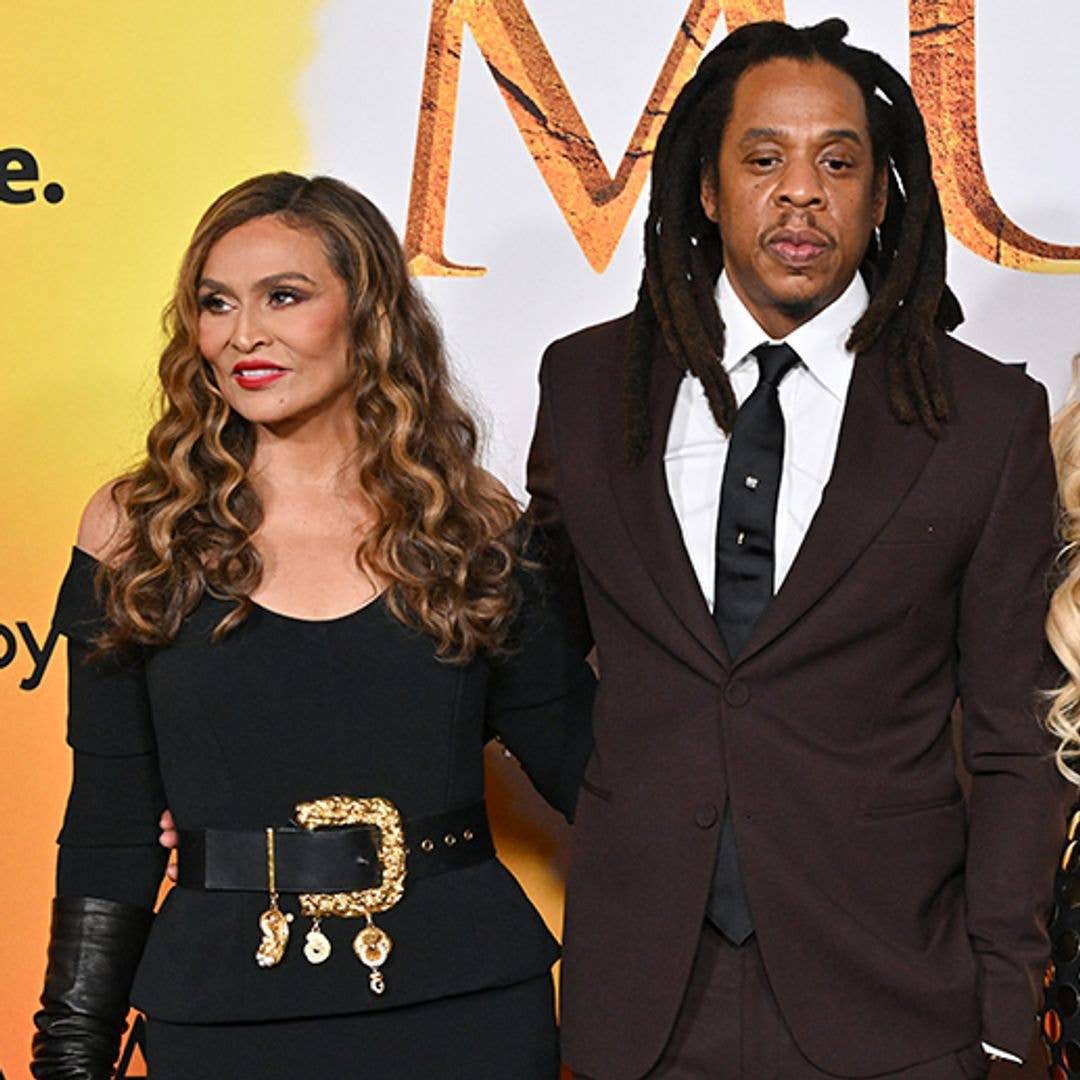 RedMedia_us's tweet photo. Ms Tina Knowles reveals Jay-Z's philanthropic work that never makes it to the media: 

"I have personally witnessed So many
times Jay has come to the aid of so
many. I've seen him so generously pay
for tuitions of children of his friends,
helped people in their careers, helped
people get their masters, gives advice
to so many, he has given financial
help to so many in times of need,
bailed folks out of jail in for activism.
All quietly and privately no fanfare just
a good and generous heart."