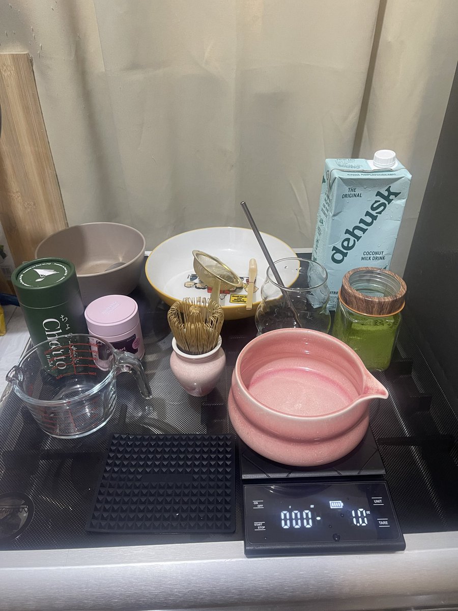 meipurusyrup's tweet photo. made my first at-home matcha! 🤤 #meipurueats https://t.co/EBkqhLKWfU