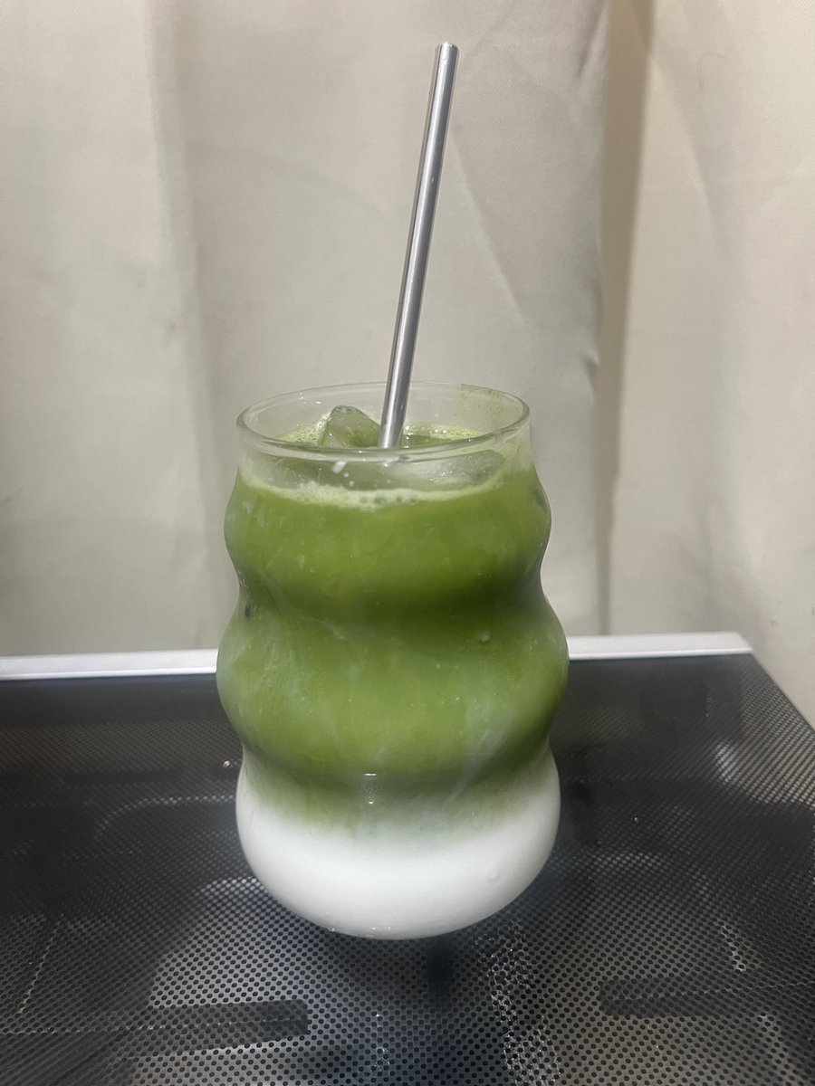 meipurusyrup's tweet photo. made my first at-home matcha! 🤤 #meipurueats https://t.co/EBkqhLKWfU