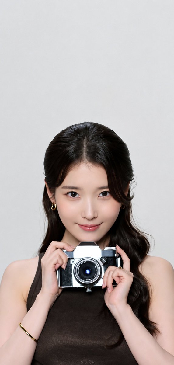 wyjc516's tweet photo. 아이유시
IU X Estee Lauder 
mobile wallpaper 
#아이유 #IU https://t.co/D7XiuoYBuy